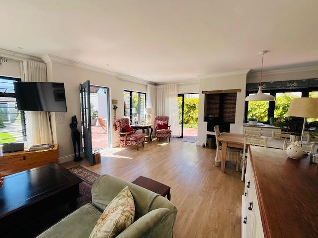 3 Bedroom Property for Sale in Bergvliet Western Cape